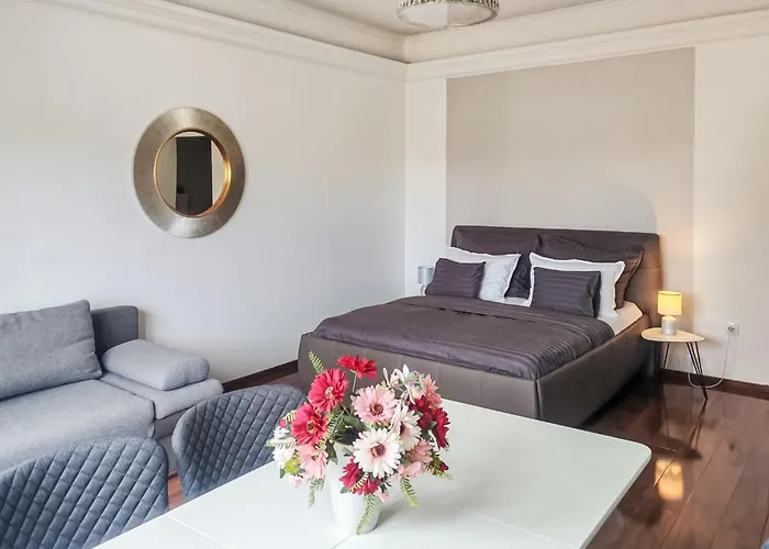 Amora Homes Breathless Panorama Synagogue Elegant Attic Free Parking Reservation Needed