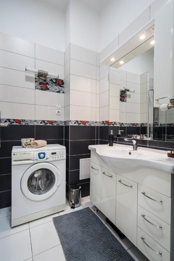 Amora Homes Breathless Panorama Synagogue Elegant Attic Free Parking Reservation Needed * בודפשט