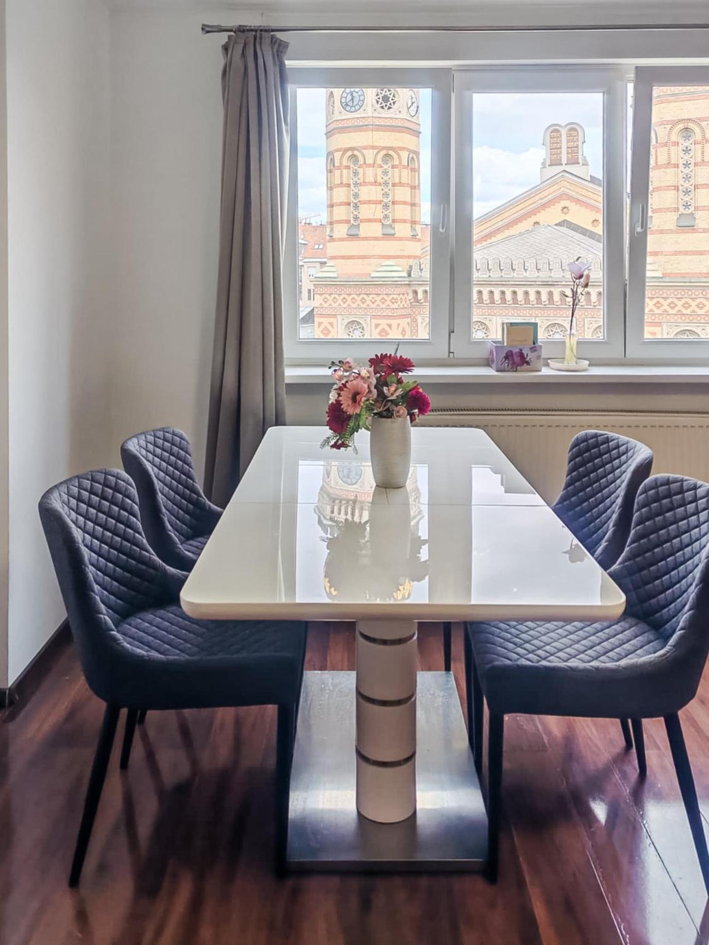 Amora Homes Breathless Panorama Synagogue Elegant Attic Free Parking Reservation Needed דירה
