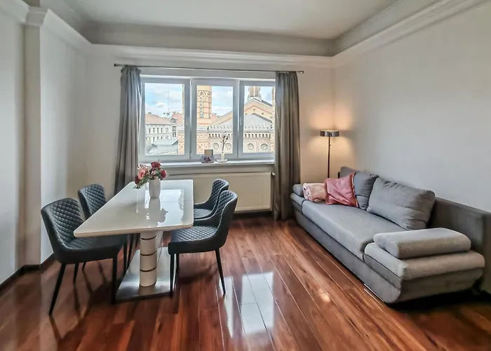 Amora Homes Breathless Panorama Synagogue Elegant Attic Free Parking Reservation Needed